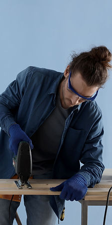 Cutting with Electric Saw